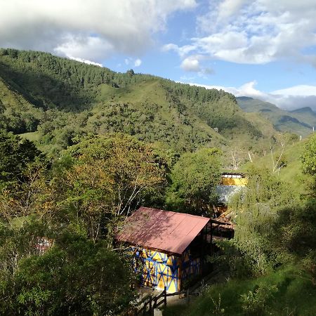 Ecorefugio Las Mirlas 萨兰托 外观 照片